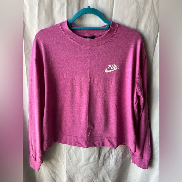 Nike Tops - Nike Sportswear Gym Vintage Top